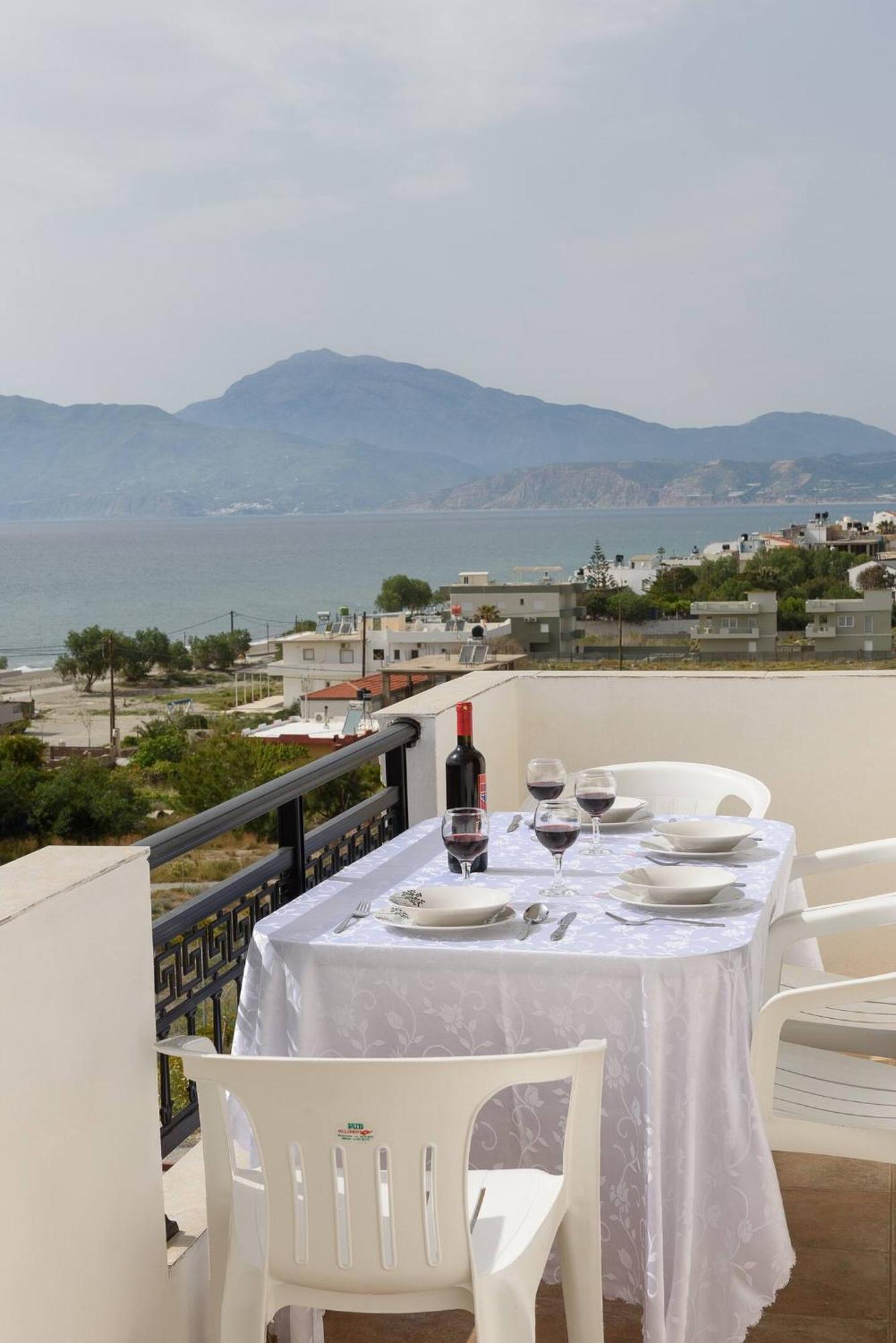 Sofia Apartment, With Sea & Mountain View Kalamaki  Extérieur photo